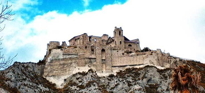 B&B E Casa Vacanza Al Castello Roccella Ionica Bagian luar foto