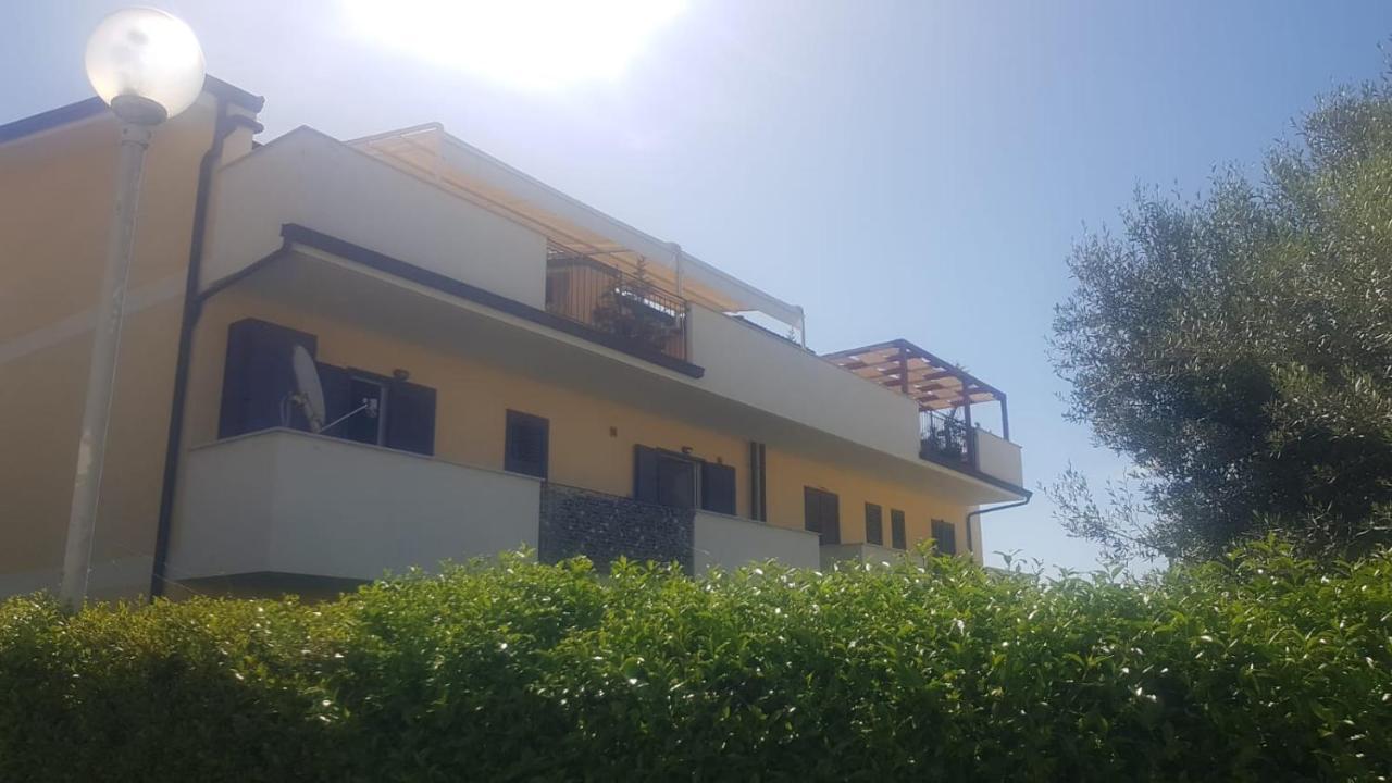 B&B E Casa Vacanza Al Castello Roccella Ionica Bagian luar foto