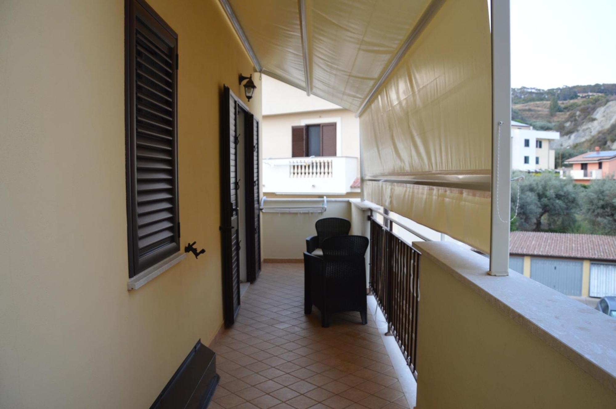 B&B E Casa Vacanza Al Castello Roccella Ionica Bagian luar foto